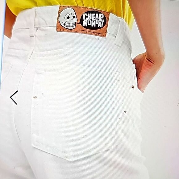 Cheap Monday Ally Cropped Wide Leg Jeans 26 - Picture 2 of 11